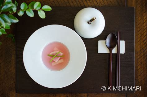 water-kimchi-물김치-mul-kimchi-with-watermelon-radish image