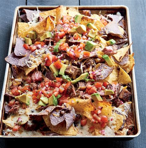 cheesy-nachos-with-steak-and-black-beans-starters image