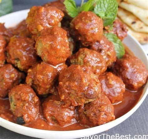 moroccan-lamb-meatballs-in-spicy-tomato-sauce-savor image