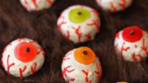 the-creepiest-scariest-dessert-recipes-your-halloween image