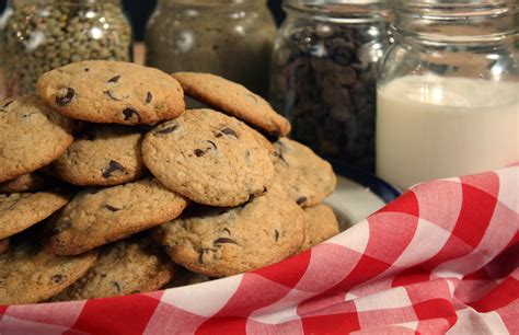 chocolate-chip-lentil-cookies-by-chef-michael-smith image