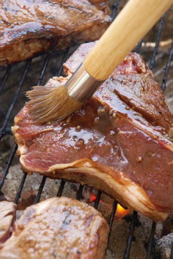 how-to-marinate-steak-with-beer-stepbystep image