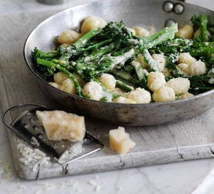 gnocchi-with-broccoli-parmesan-cream-sauce image