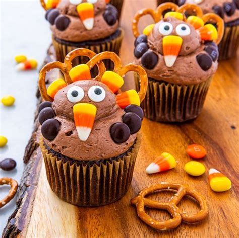 best-turkey-cupcakes-recipe-how-to-make-turkey image