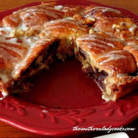 crescent-roll-coffee-cake-recipe-the-southern image