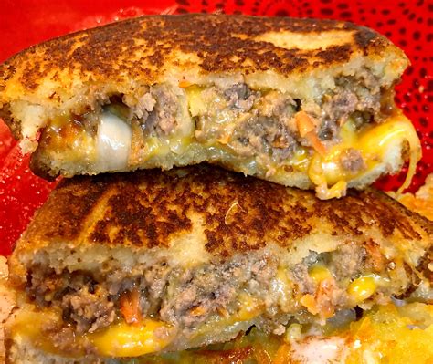 grilled-leftover-meatloaf-sandwich-recipelioncom image