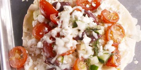 best-greek-pita-pizzas-recipe-how-to-make-greek-pita-pizzas image
