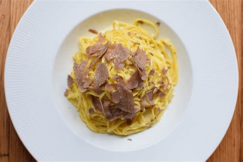 truffle-pasta-tajarin-al-tartufo-recipe-eataly image