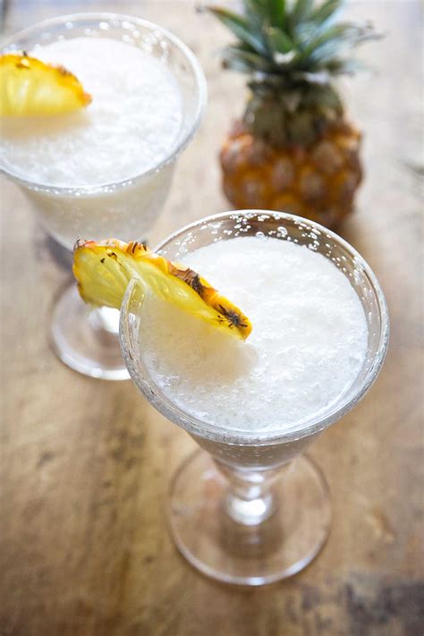 creamy-pia-colada-with-crushed-pineapple-leites image