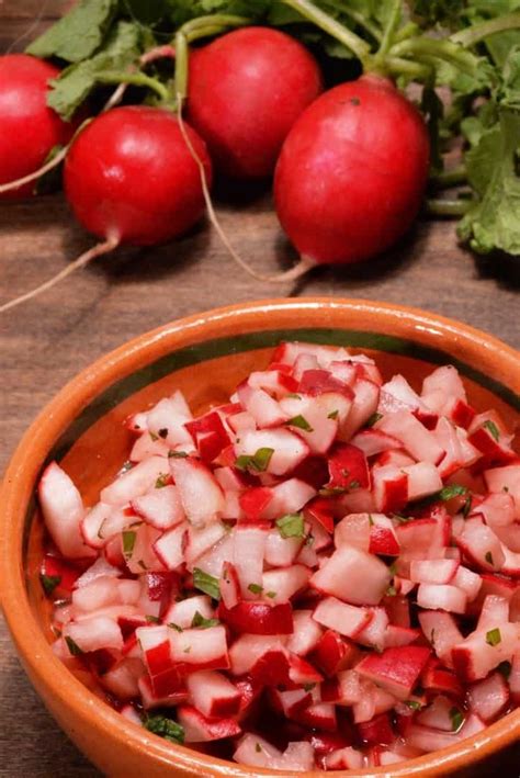 guatemalan-radish-salad-picado-de-rabano image