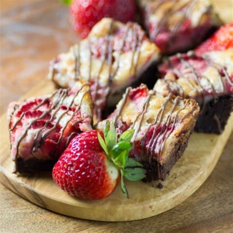 strawberry-chocolate-dream-bars-noshing-with-the image