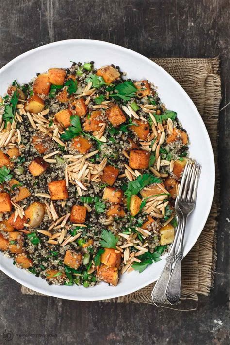 easy-butternut-squash-recipe-with-lentils-and-quinoa image