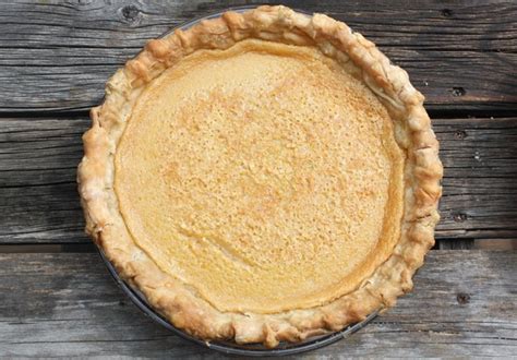 canadian-maple-syrup-sugar-pie-or-le-sirop-drable-tarte image