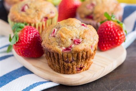 strawberry-banana-muffins-pumpkin-n-spice image