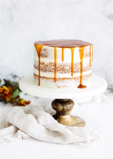 cardamom-spiced-carrot-cake-with-ginger-broma image