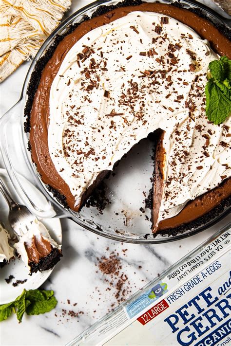 chocolate-mocha-cream-pie-pete-and-gerrys-organic image