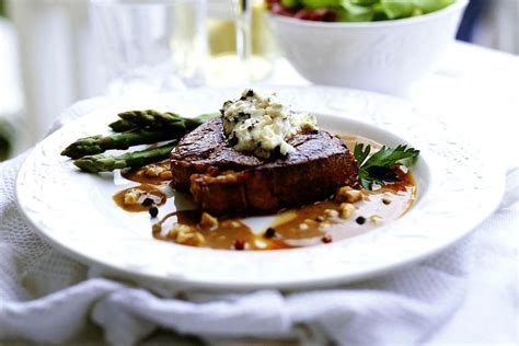 filet-mignon-with-creamy-peppercorn-sauce-the image