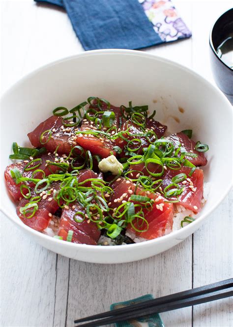 maguro-no-zuke-don-marinated-tuna-on-rice-recipetin-japan image