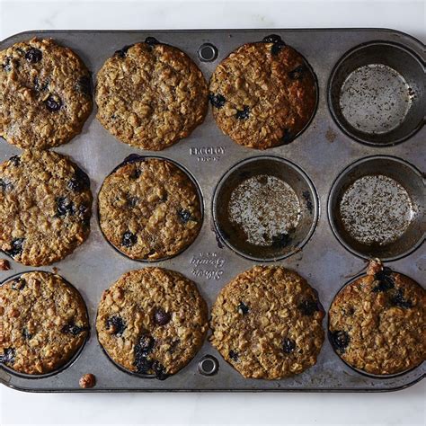 best-blueberry-flax-muffins-how-to-make-oatmeal image