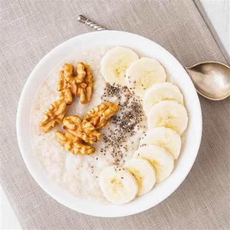 microwave-banana-oats-easy-recipe-nutrition-in-bloom image