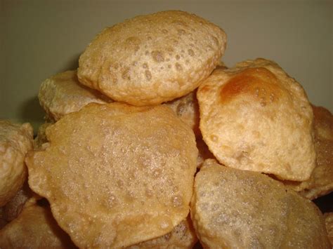 puri-food-wikipedia image