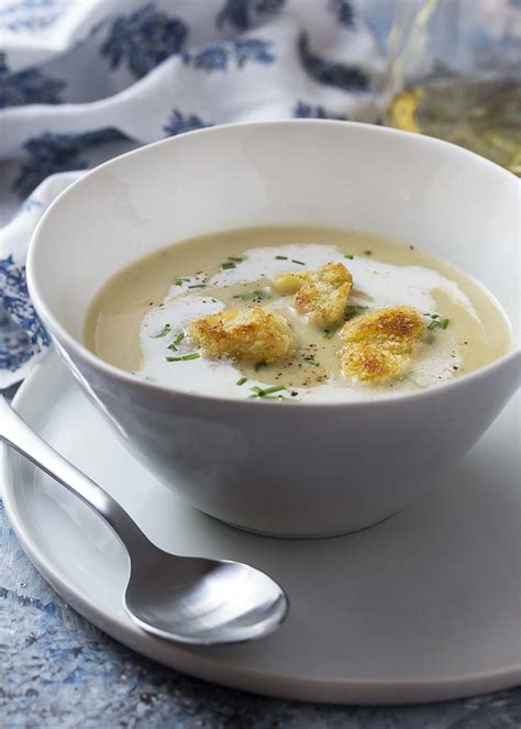 classic-potato-leek-soup-in-the-pressure-cooker image