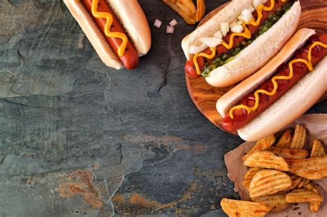 how-to-make-hot-dogs-in-a-crock-pot-livestrong image