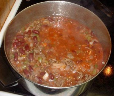 chasens-famous-chili-recipe-whats-cooking-america image