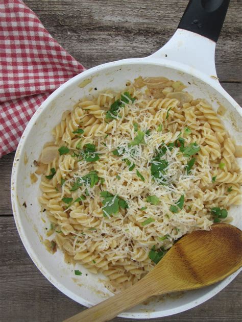 lemon-garlic-butter-pasta-julias-cuisine image