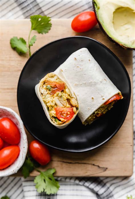 avocado-chicken-wraps-5-minute-meal image