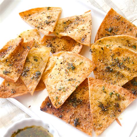 spicy-cumin-pita-chips-sippitysup image