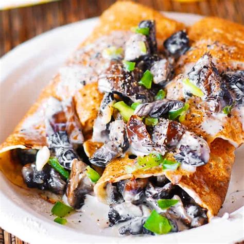 crepes-with-creamy-chicken-and-mushroom-filling image