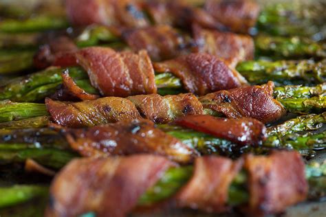 crispy-keto-bacon-wrapped-asparagus image