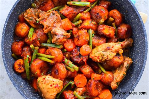 poulet-dg-cameroonian-plantain-and-chicken-stew image