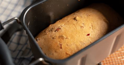 apple-bread-recipe-with-bread-machine-everyday-dishes image