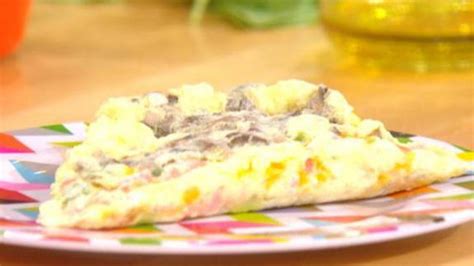 jorge-cruises-omelette-in-a-bag-recipe-rachael-ray image