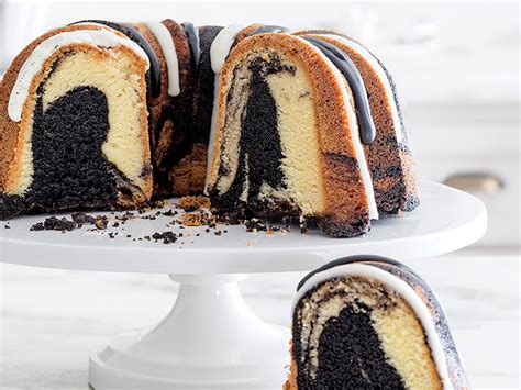 black-and-white-chocolate-marble-pound-cake-with image