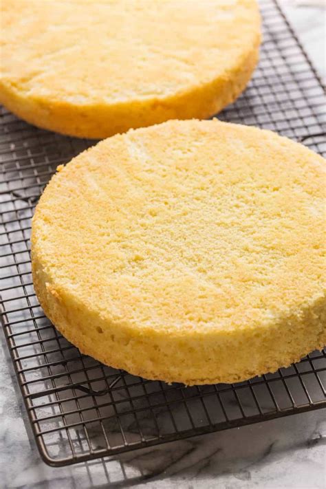 gluten-free-victoria-sponge-cake-recipe-a-saucy-kitchen image