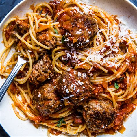 spaghetti-and-meatballs-allamatriciana-recipe-bon image