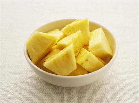 pineapple-chutney-with-golden-raisins-cookstrcom image