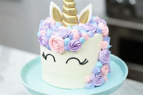 how-to-make-a-unicorn-cake-rosanna-pansino-nerdy image
