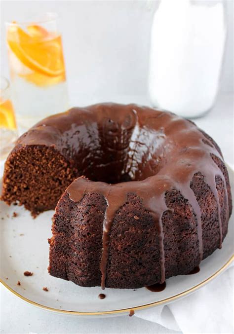 easy-chocolate-orange-cake-recipe-eggless image