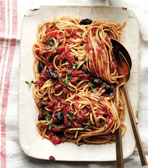 a-perfect-pasta-puttanesca-recipe-to-keep-in-your-back image
