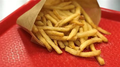 old-bay-seasoned-fries-mccormick-for-chefs image