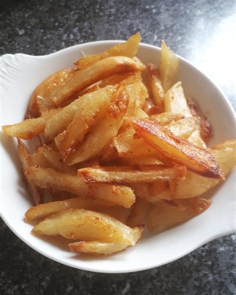 crispy-garlic-chips-food-pocket-guide image