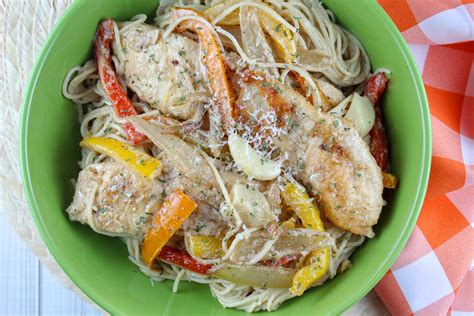 copycat-olive-garden-chicken-scampi-the-food-hussy image