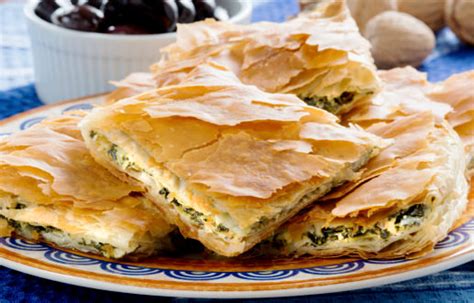 greek-spinach-pie-spanakopita image