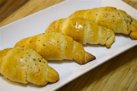 cheese-and-garlic-crescent-rolls-cookedbyjuliecom image