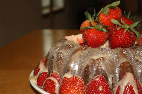 tiramisu-bundt-cake-with-kahlua-mascarpone-glaze image