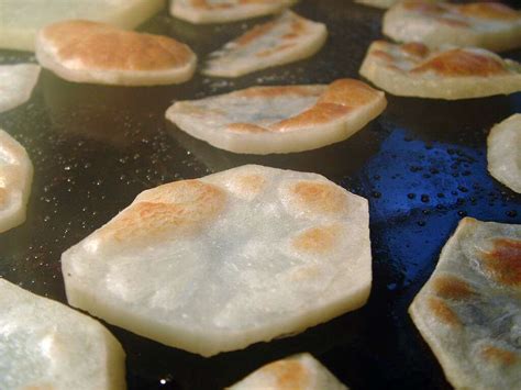 make-do-snack-food-grannys-oven-potato-chips image